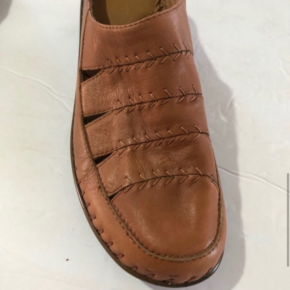 easyspirit flat shoes Slept on Comfortable Minimalist Tan - Picture 7 of 15